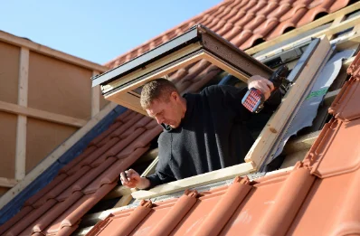 Pose de fenêtres de toit Velux à Lamelouze